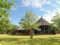 Mopane Bush Lodge ホテル詳細