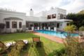 Villa Stellenbosch - Lovely villa , pool, garden ホテル詳細