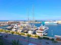 180 sq.m. luxury apartment directly by the port ホテル詳細
