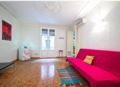 Almodovar Room 35sqm Big Family Room near Ramblas ホテル詳細