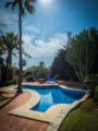 Andalucian private villa 60 meters from the beach ホテル詳細