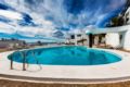 Apartment Lizzy Portonovo complex w/pool in PDC ホテル詳細