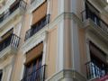 Living Valencia Apartments-Edificio Merced ホテル詳細