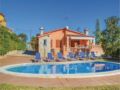 Four-Bedroom Holiday Home in Caldes de Malavella ホテル詳細