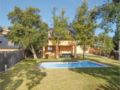 Four-Bedroom Holiday Home in S. Cebria de Vallalta ホテル詳細