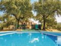 Four-Bedroom Holiday Home in Villaviciosa de Cordo. ホテル詳細