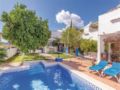 Holiday home Calle Los Naranjos II ホテル詳細