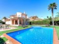 Holiday Home Casa Caleta ホテル詳細