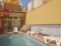 Holiday home Malgrat de Mar 97 with Outdoor Swimmingpool ホテル詳細