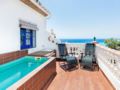 Holiday Home Nerja Penthouse ホテル詳細