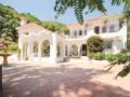 Seven-Bedroom Holiday Home in Ojen, Marbella ホテル詳細