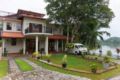 MyH LAKE FRONT Villa, B&B with Transport 100km ホテル詳細