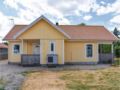 Five-Bedroom Holiday Home in Farjestaden ホテル詳細