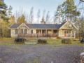 Four-Bedroom Holiday Home in Kopingsvik ホテル詳細