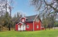 Holiday home Västra Rågrena Bodafors ホテル詳細