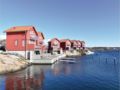 Three-Bedroom Holiday Home in Hallevikstrand ホテル詳細