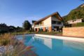 Montreux Holiday Home, 150m2 villa with lake view ホテル詳細