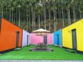Colorful Container House ホテル詳細