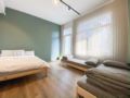 NEW The One Mansion/Open kitchen/Balcony/5minMRT ホテル詳細