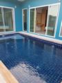 2 rooms pool villa Paklok free airport transfer ホテル詳細