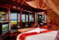 Absolute Beachfront Suite, Amazing Sea Views ホテル詳細