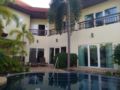 Adilucky Villa, private pool on phratamnak 5 ホテル詳細