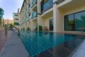 Airport Beach Hotel Phuket ホテル詳細