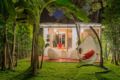 Amazing Honeymoon Villa ホテル詳細