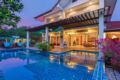 Artful 3-bedroom Pool Villa, lovely garden, Rawai ホテル詳細