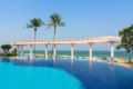 Baan Sansaran Beachfront Condominium ホテル詳細