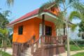 Baan see-som (orange house) ホテル詳細