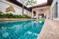 beachfront 3 bedroom Majestic pool villa ホテル詳細