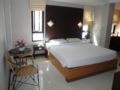 Beautiful double room 2 minutes walk to beach ホテル詳細