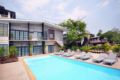 Blue Bell Resort 12BR Sleeps 24 w/ Pool in City ホテル詳細