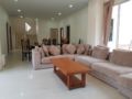 Central pattaya 6 bedroom pool villa # 241 ホテル詳細