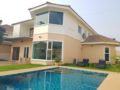 Central pattaya 7 bedroom pool villa # 216 ホテル詳細