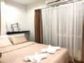 Condo 200m to MRT purple Nonthaburi Civic Center 6 ホテル詳細
