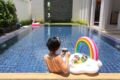Deluxe 2 bedroom villa with private pool breakfast ホテル詳細