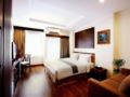 Deluxe room 5-minute to Ploenchit BTS Station ホテル詳細