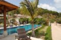 Dhevatara Residence Villa 3 -4 Bedroom, Beachfront ホテル詳細