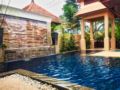 Grande Adam Pool Villa ホテル詳細