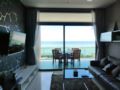 Luxury Seaview Condominium Casalunar ホテル詳細