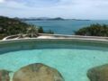 Luxury Thai Style Villa with Rock pool Sea-View. ホテル詳細