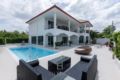 Modern 4 Bedroom Pool Villa In Good Location - VY ホテル詳細