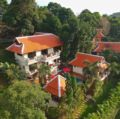 Mountain view villa Nai Harn Baan Bua Estate ホテル詳細