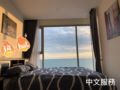 New Condo Jomtien Beachfront 1BR LongStay apartmnt ホテル詳細