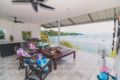 Panoramic View over the Beach in Tropical Paradise ホテル詳細
