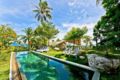 Quartz House 5 bed sea view luxury villa ホテル詳細