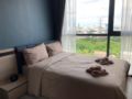 Relaxing room for 2-4 persons, 2min to MRT ホテル詳細