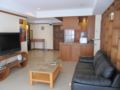 Sea view 2 bedroom beach condo Jomtien Pattaya ホテル詳細